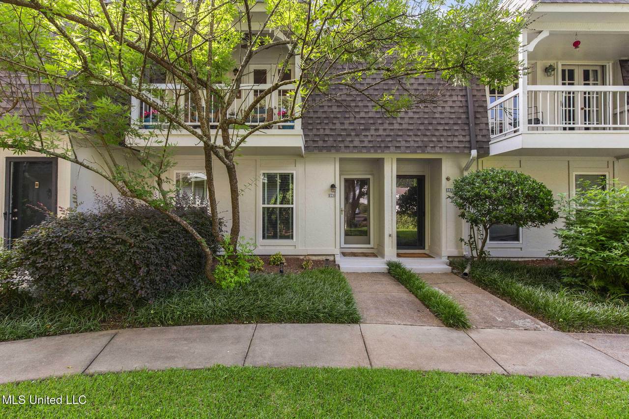 550 Post Road - Photo 1