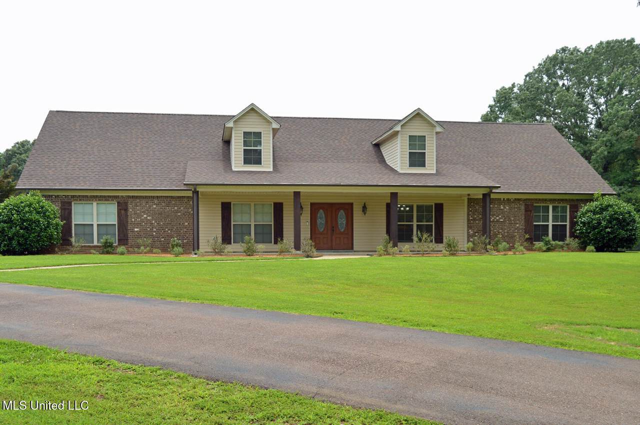104 Luke Lane - Photo 1