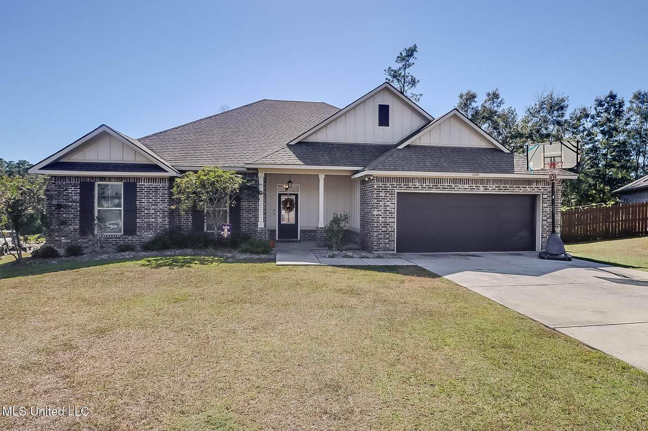 24971 Knollwood Drive - Photo 1