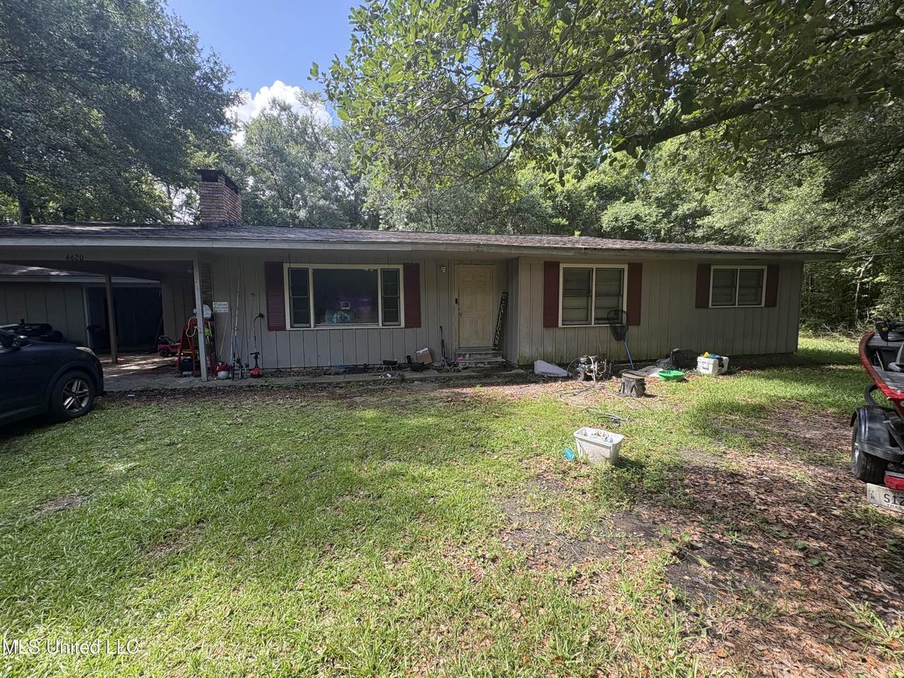 4620 Sutton Avenue - Photo 1