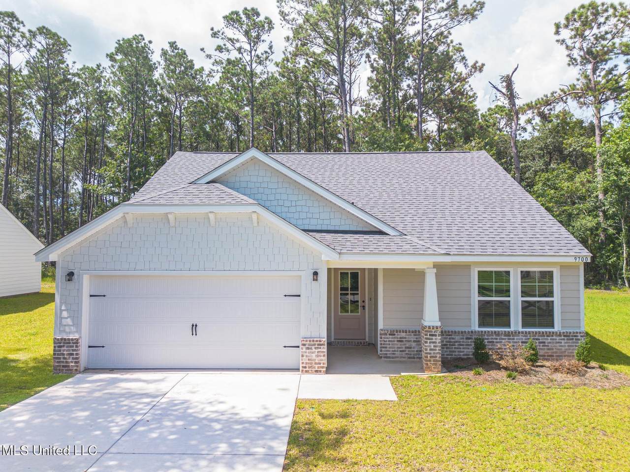 9700 Oaklawn Road - Photo 1