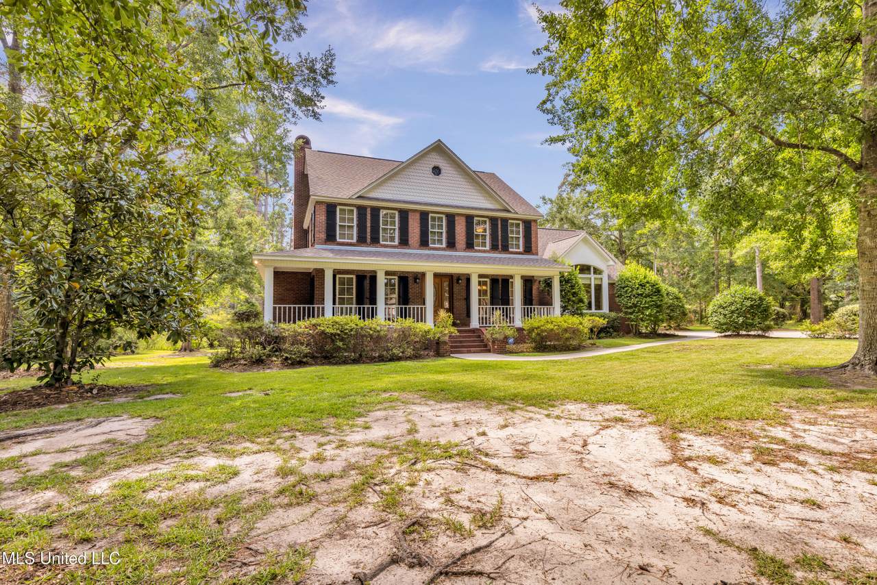 6022 Monticilla Circle - Photo 1