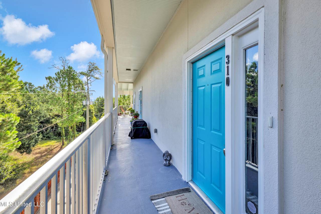 1453 Beach Boulevard - Photo 1