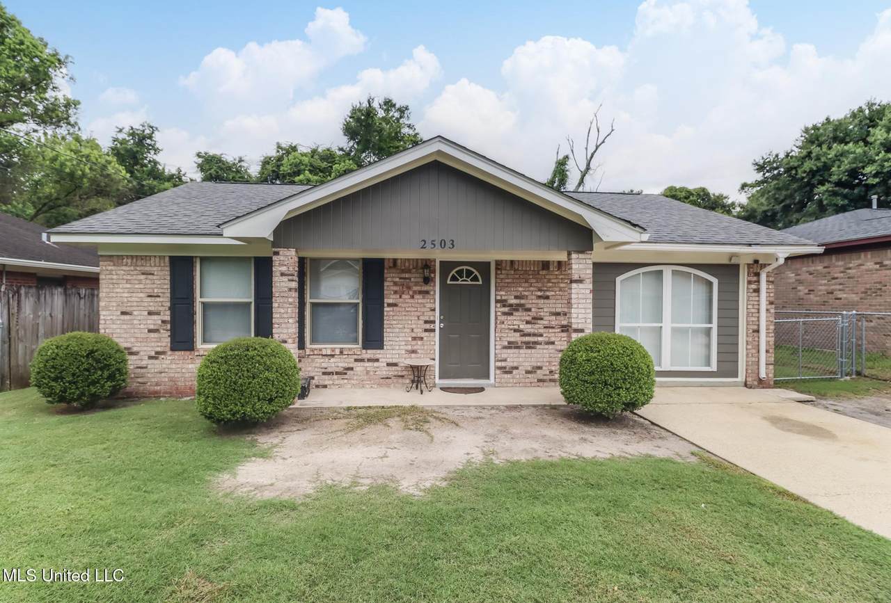 2503 Kenneth Avenue - Photo 1