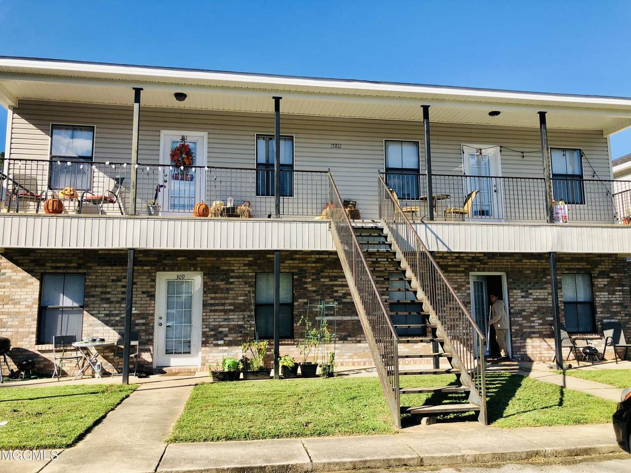 15812 Adam Road - Photo 1