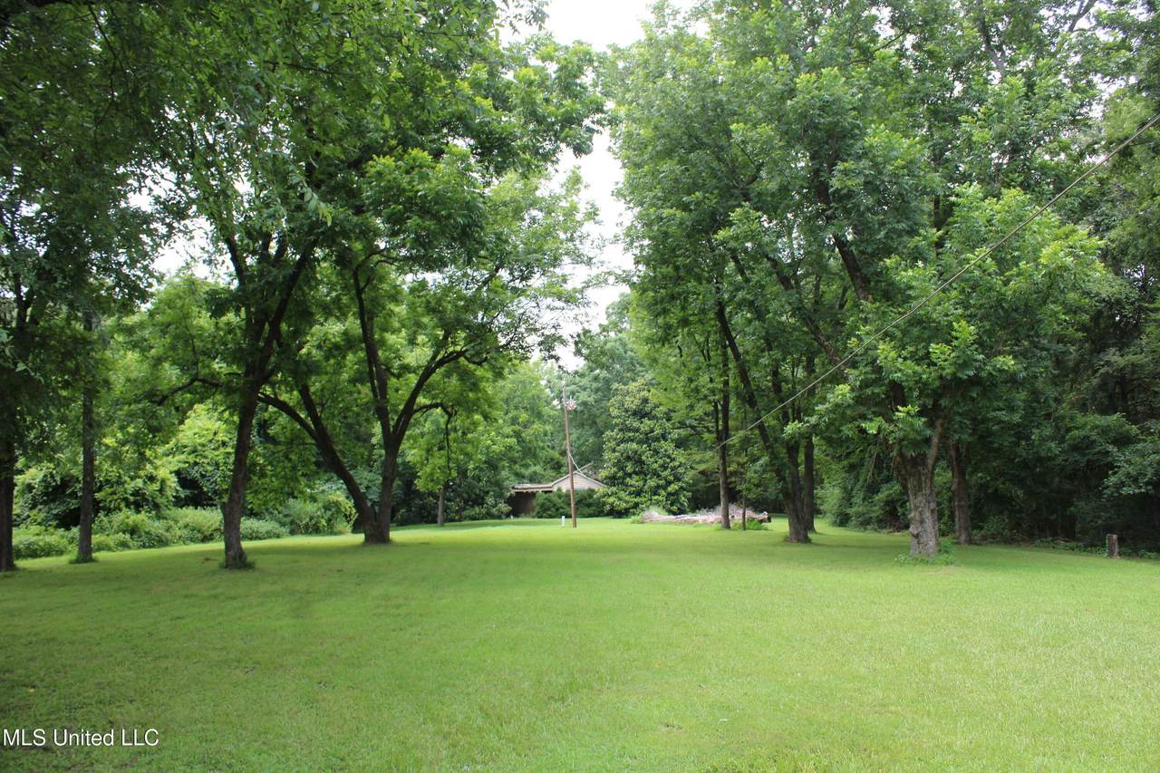 8654 Goodman Road - Photo 1