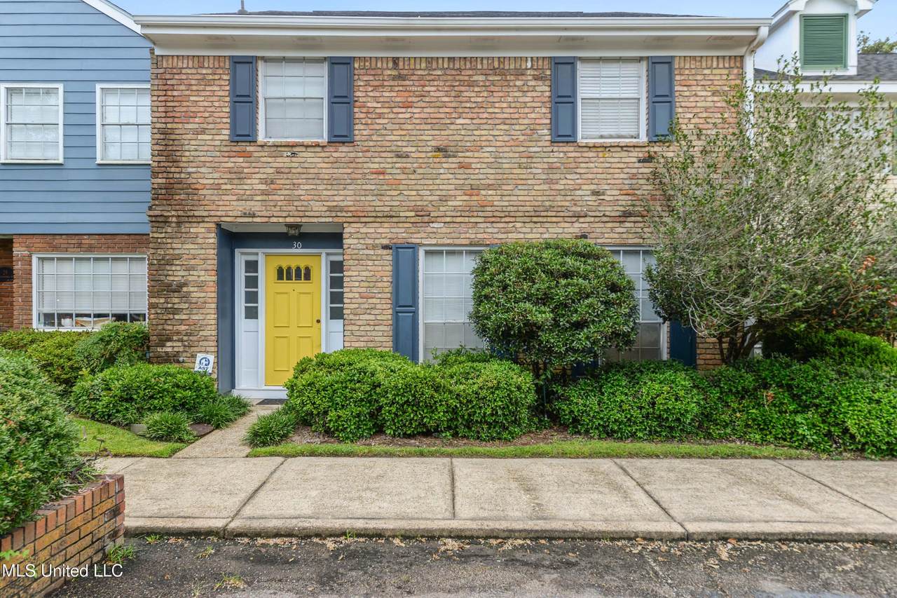 30 Independence Drive - Photo 1