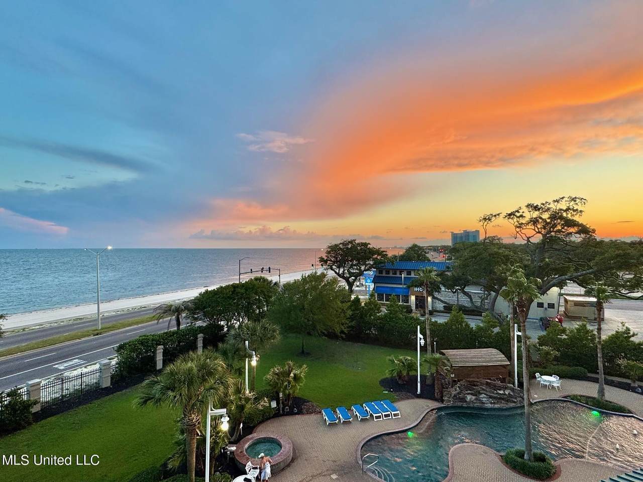 2668 Beach Boulevard - Photo 1