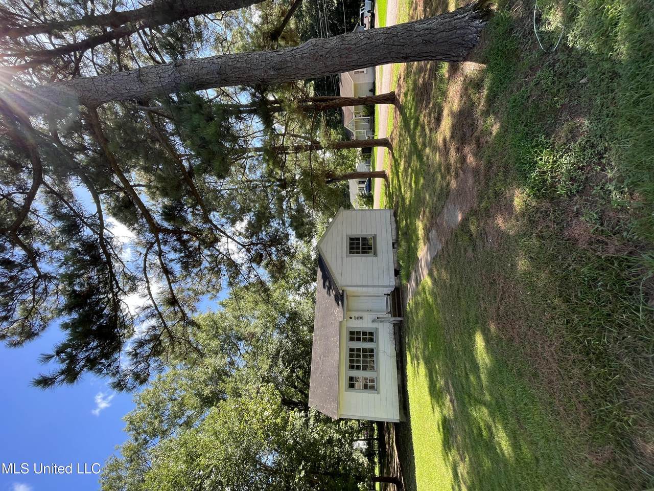 200 King Street - Photo 1