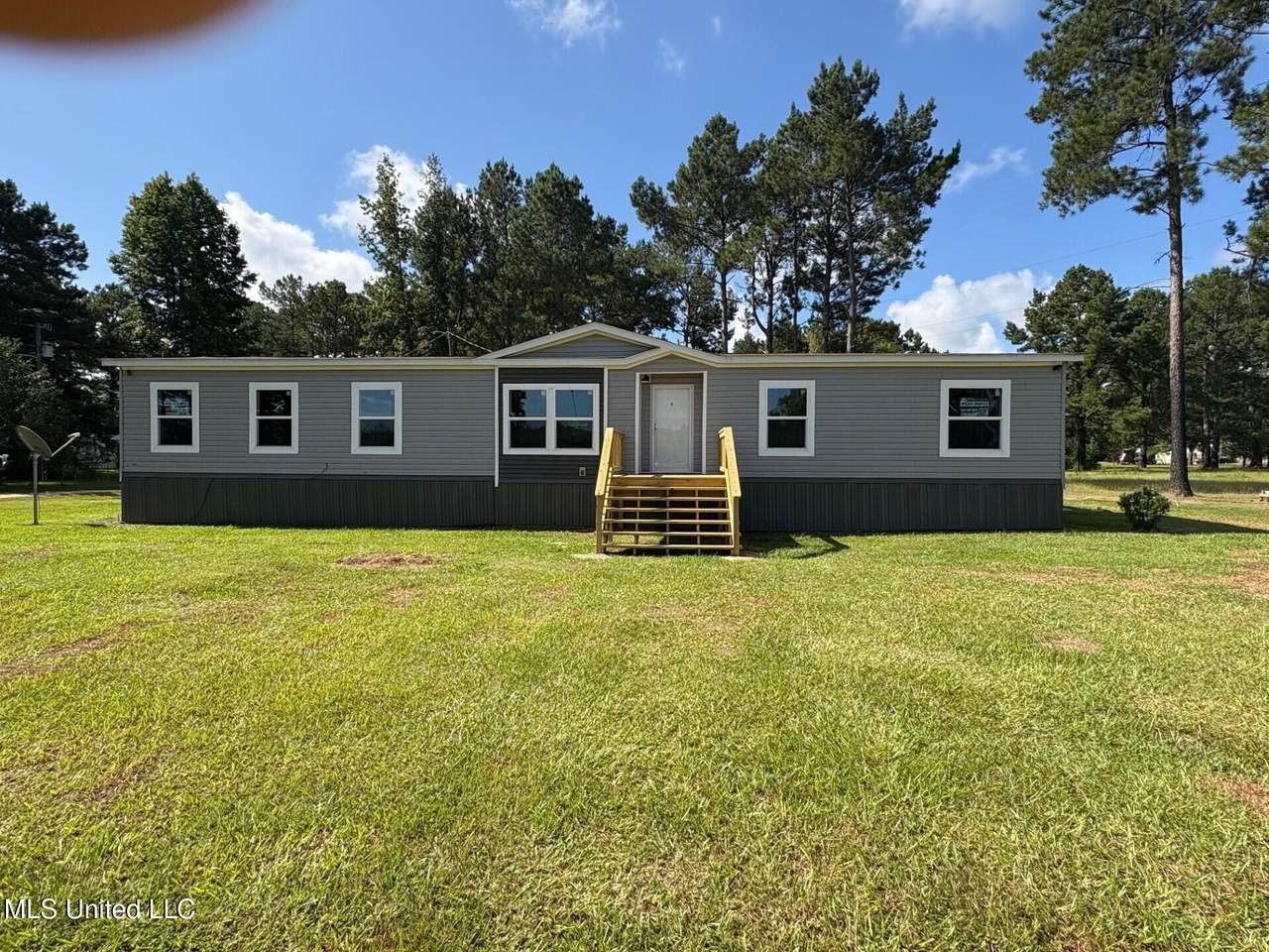 1144 Tanglewood Rd. Road - Photo 1