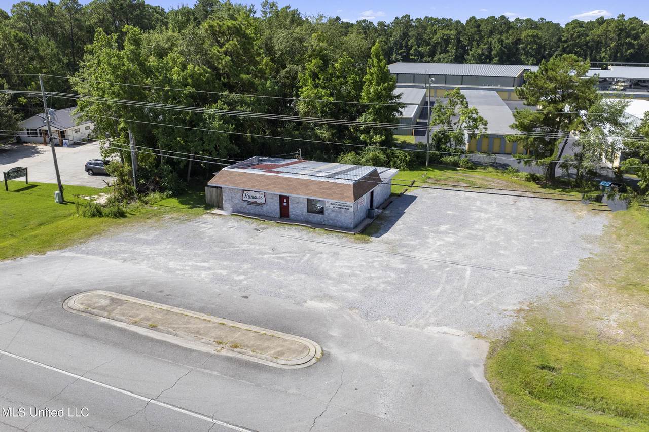 3540 Bienville Boulevard - Photo 1