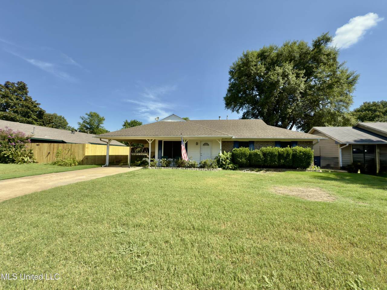 10052 Hyman Drive - Photo 1