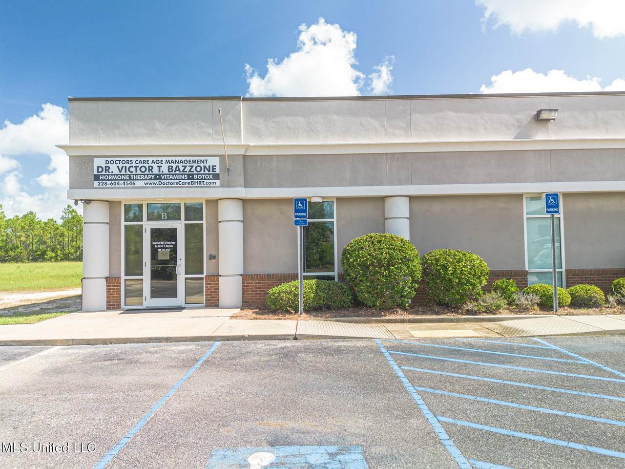 10051 Lorraine Road - Photo 1