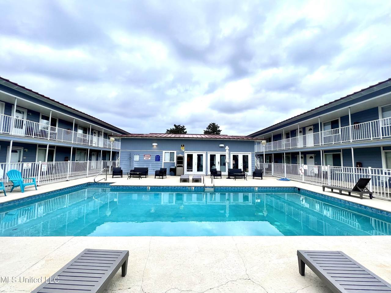1664 Beach Boulevard - Photo 1