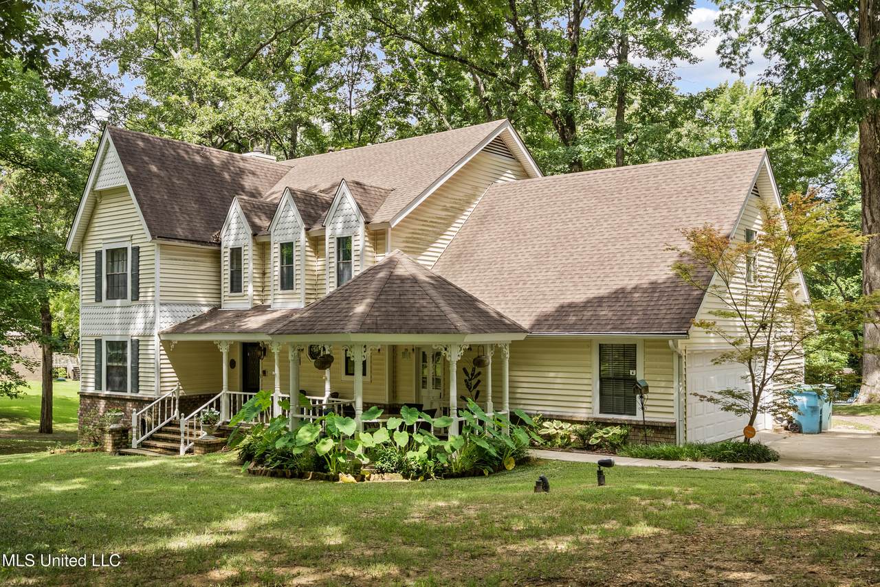 7155 Country Oak Drive - Photo 1