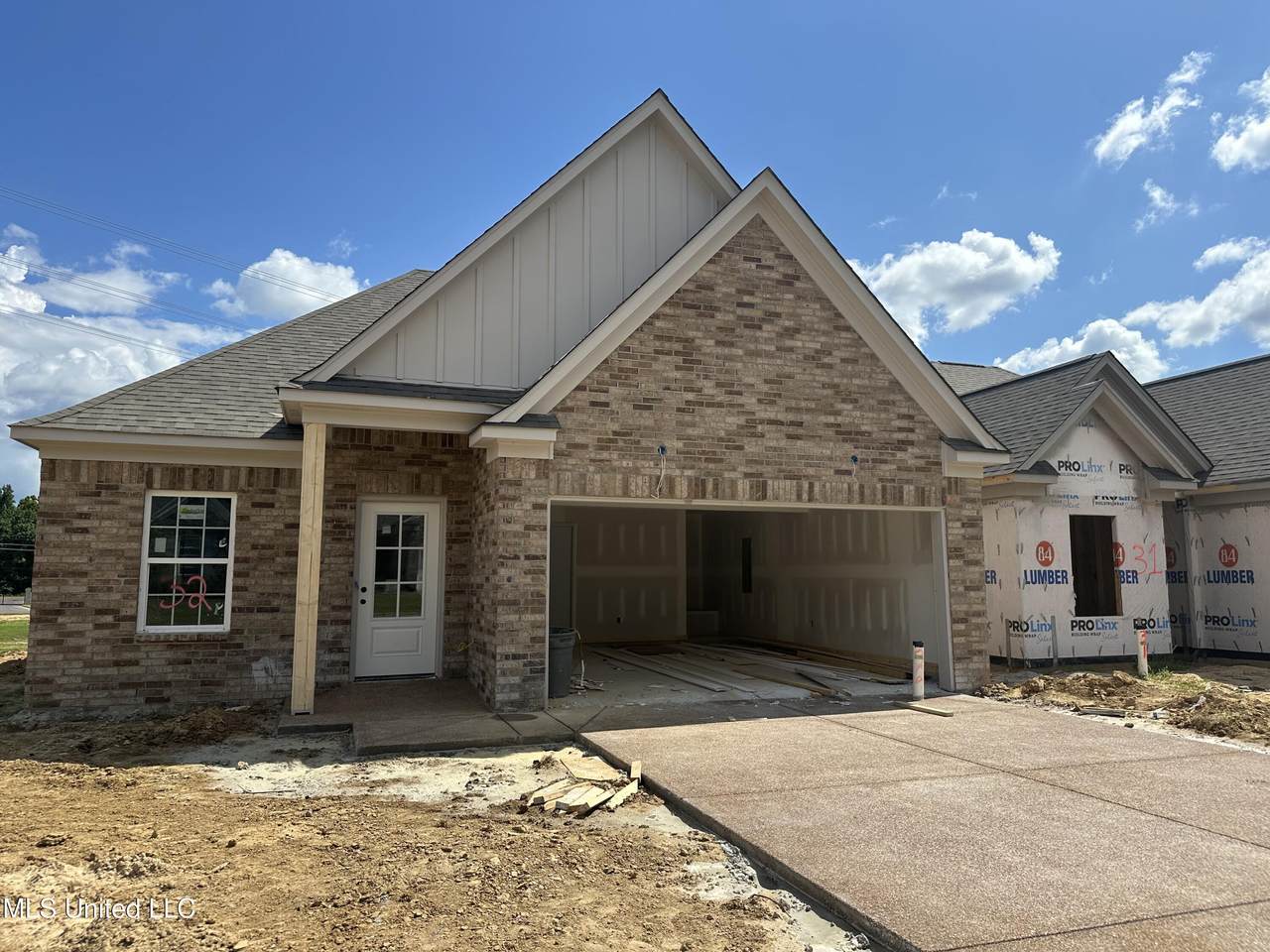 343 Flower Garden Drive - Photo 1