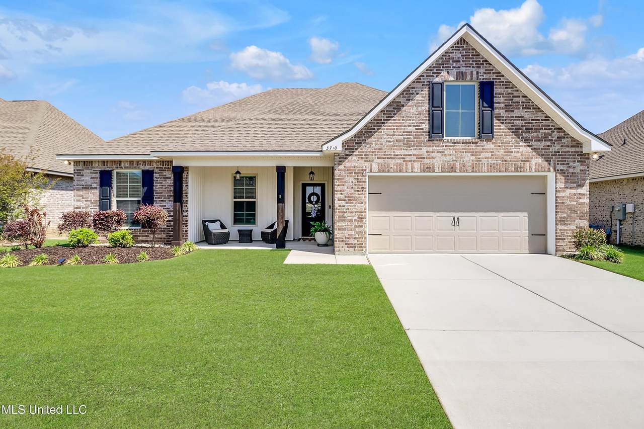 3710 Victor Lane - Photo 1