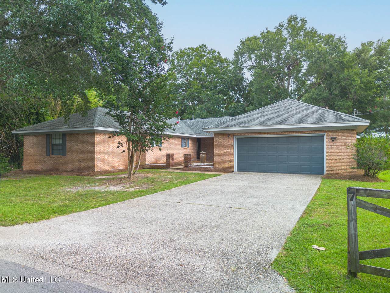 7 Keyser Lane - Photo 1