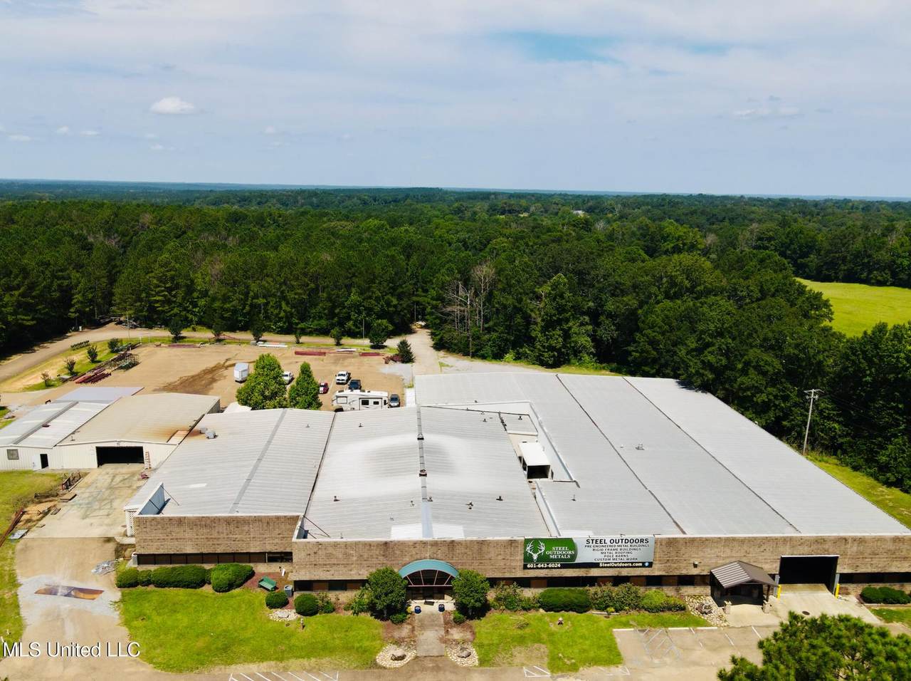 3053 Us 51 - Photo 1