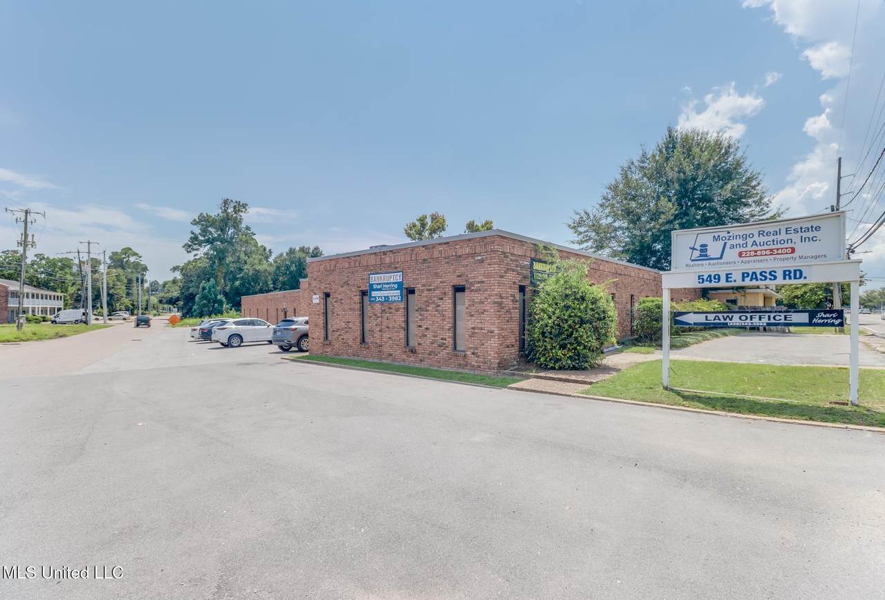 549 Pass Road - Photo 1