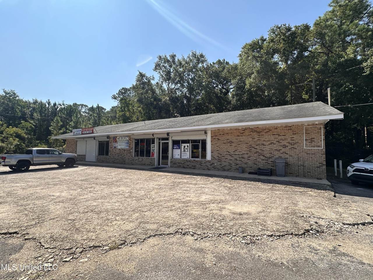 1225 34th Street - Photo 1