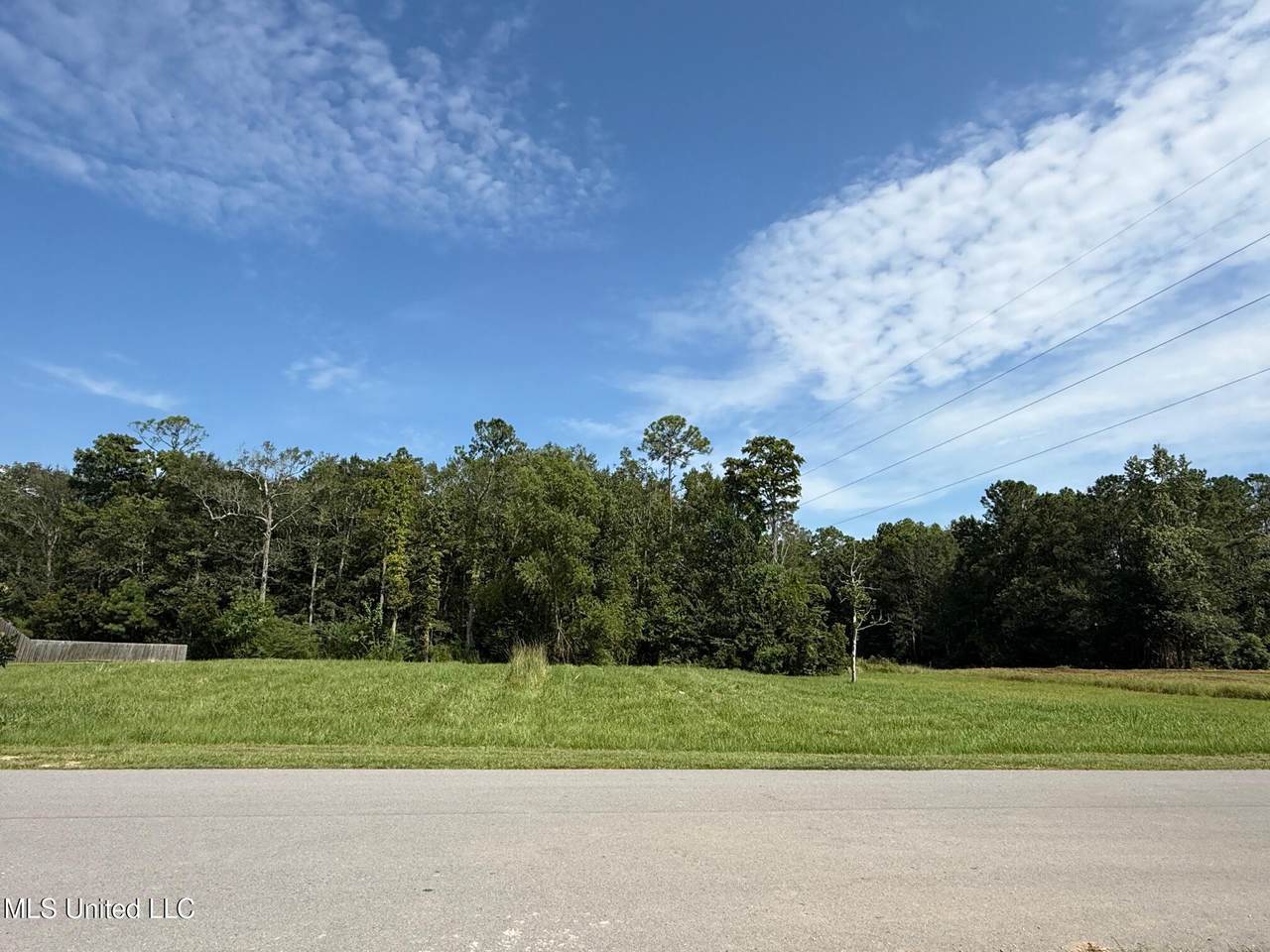  Riverwalk Circle - Photo 1