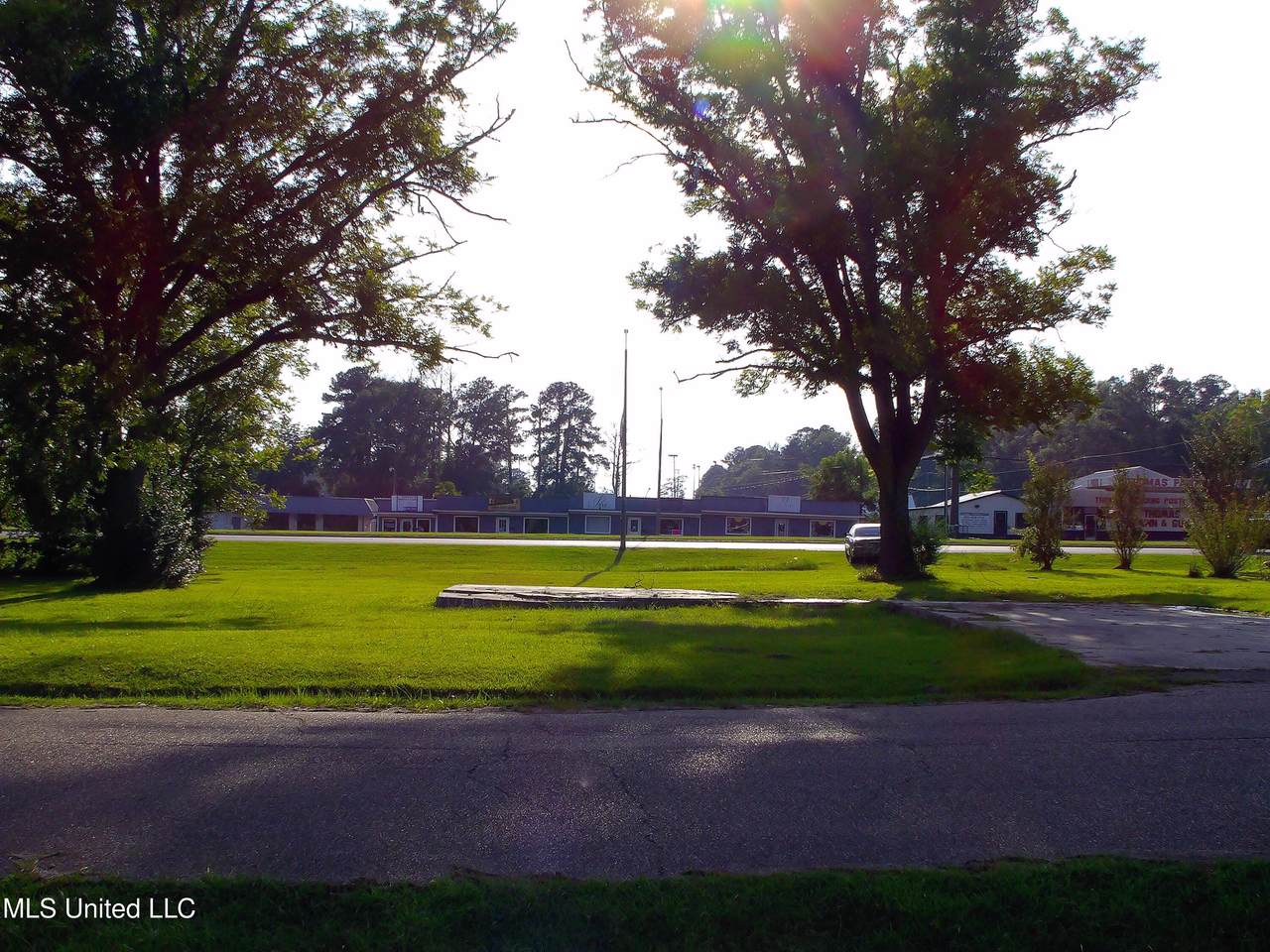  Southwest Street - Photo 1