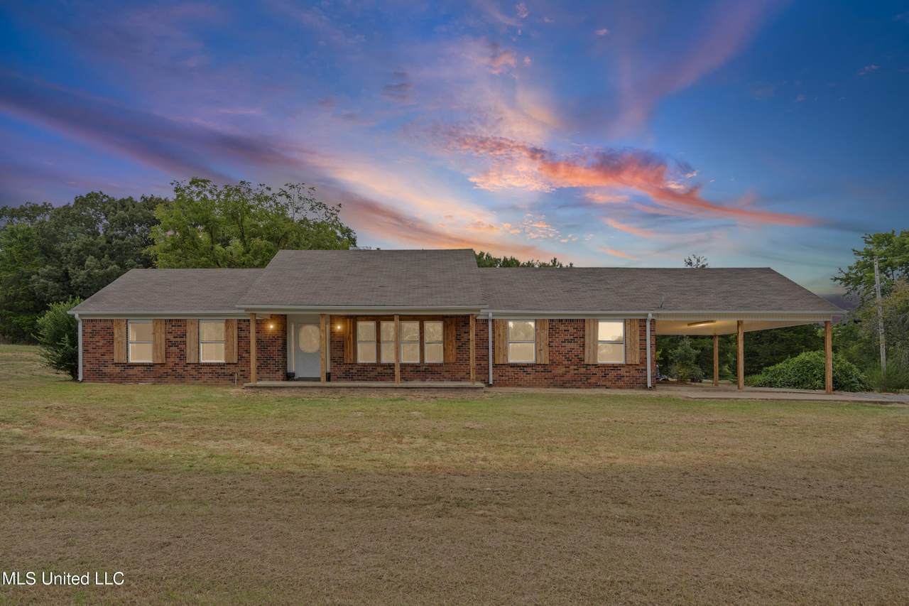 1945 Pryor Road - Photo 1