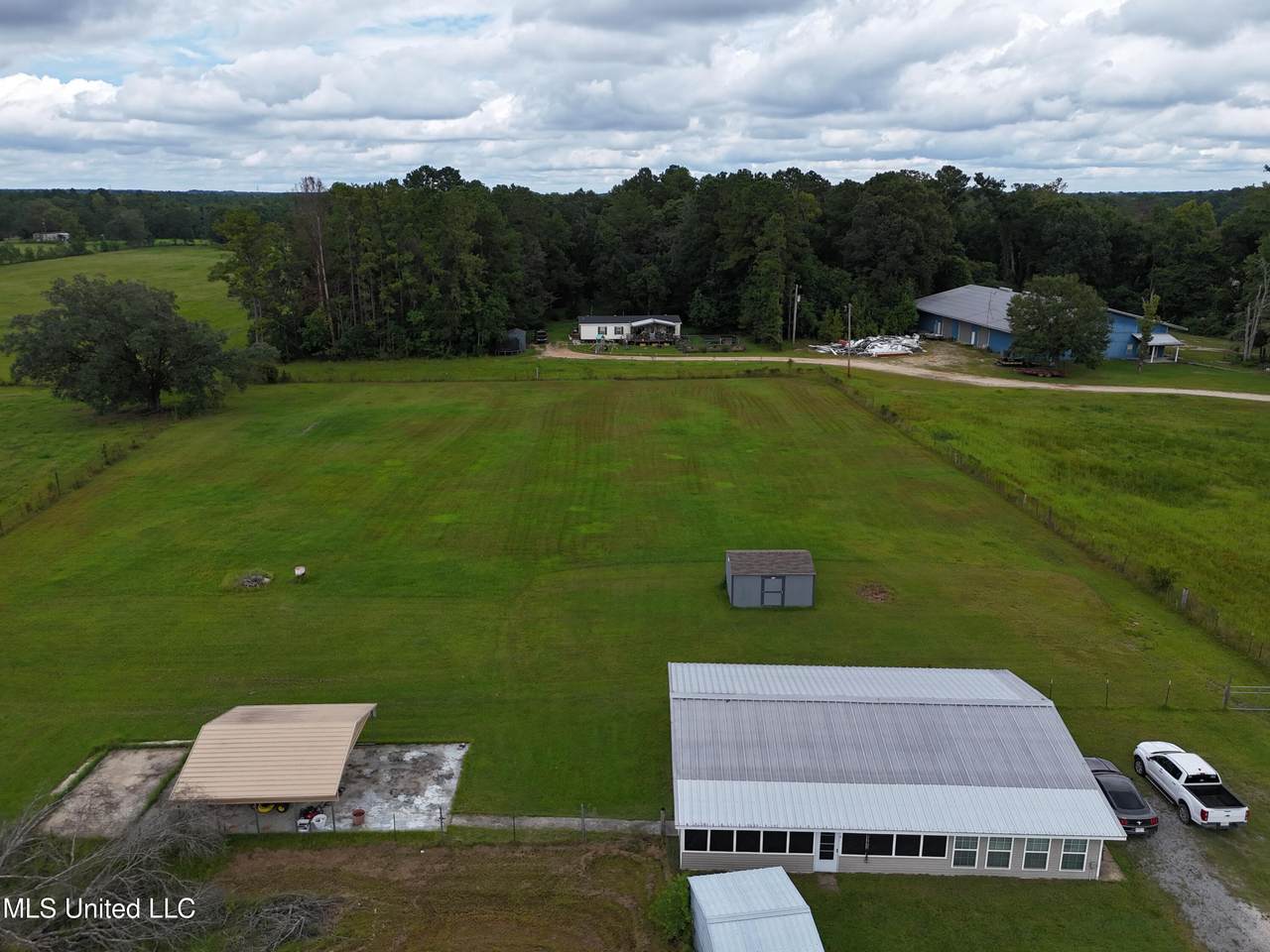 3624 Highway 43 - Photo 1