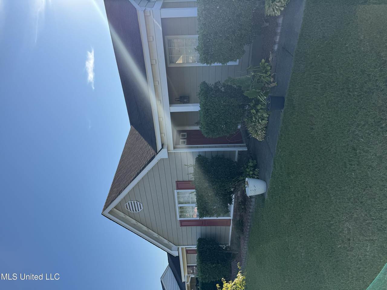 9123 Kirkwood Lane - Photo 1