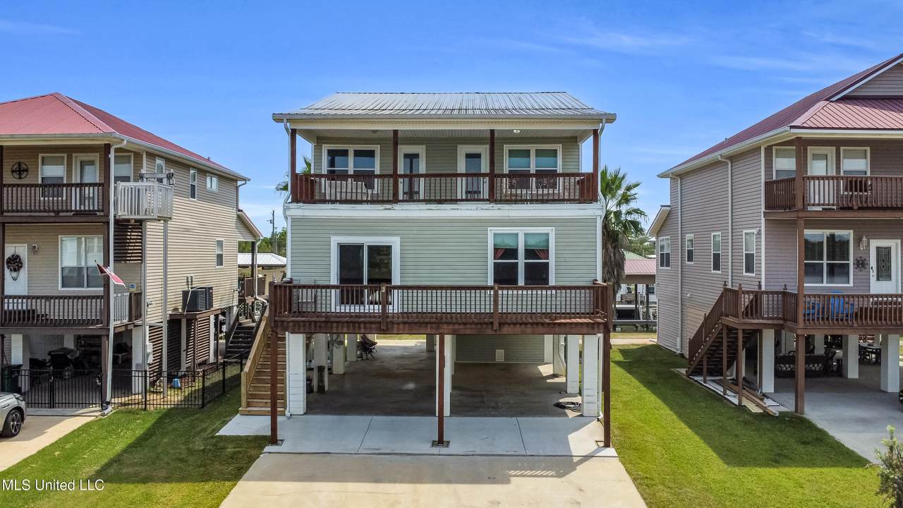 4161 Ireland Street - Photo 1