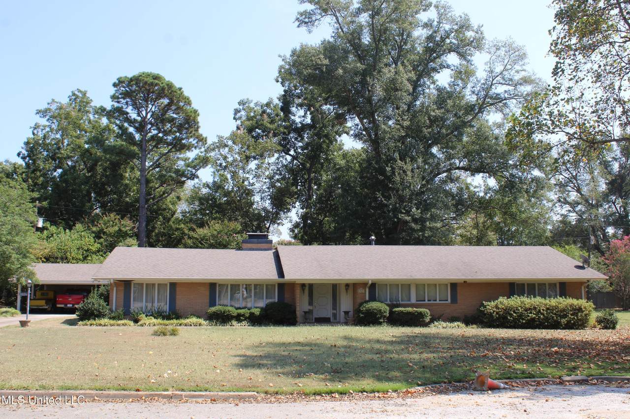 315 Highland Terrace - Photo 1