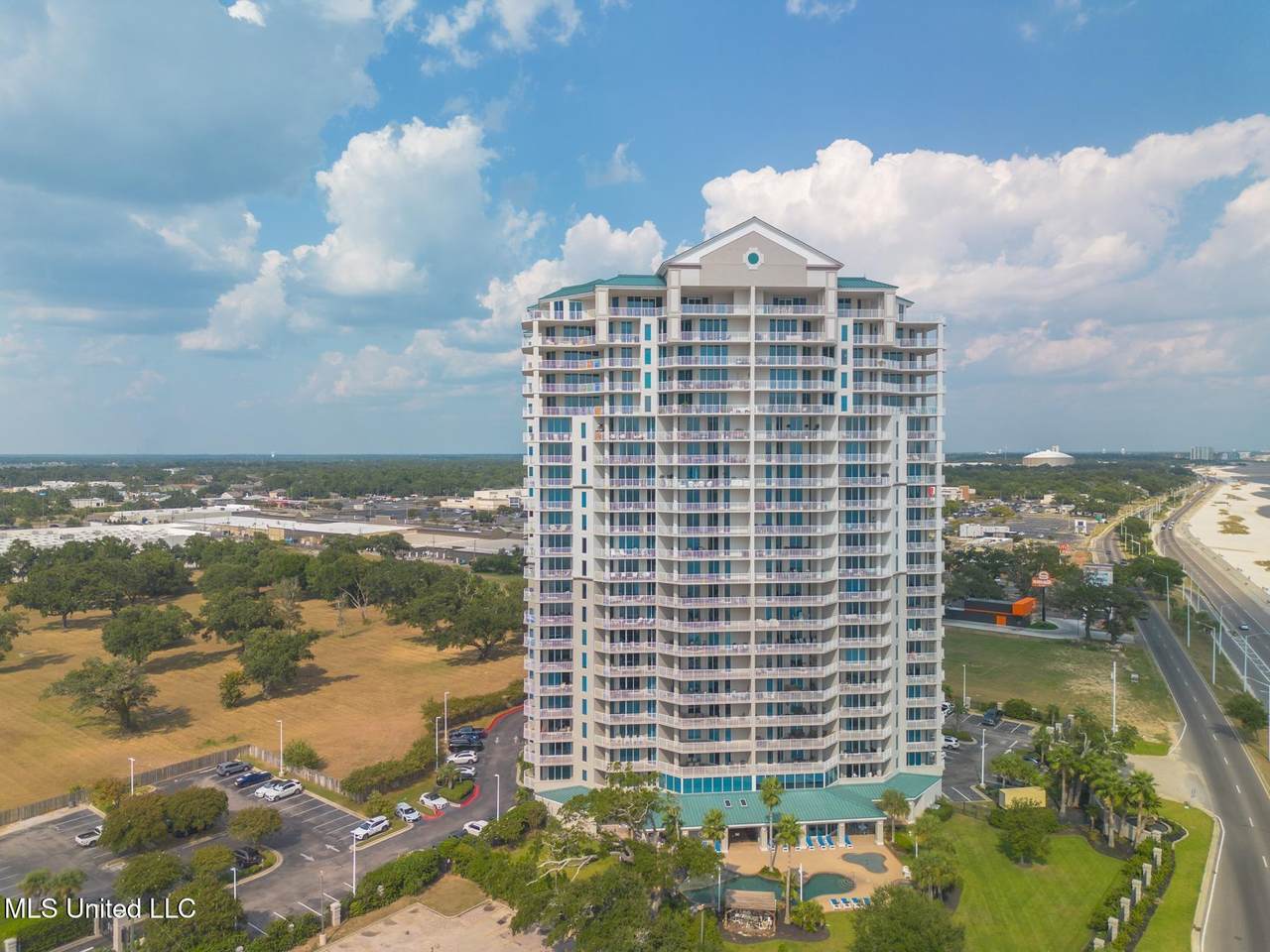 2668 Beach Boulevard - Photo 1