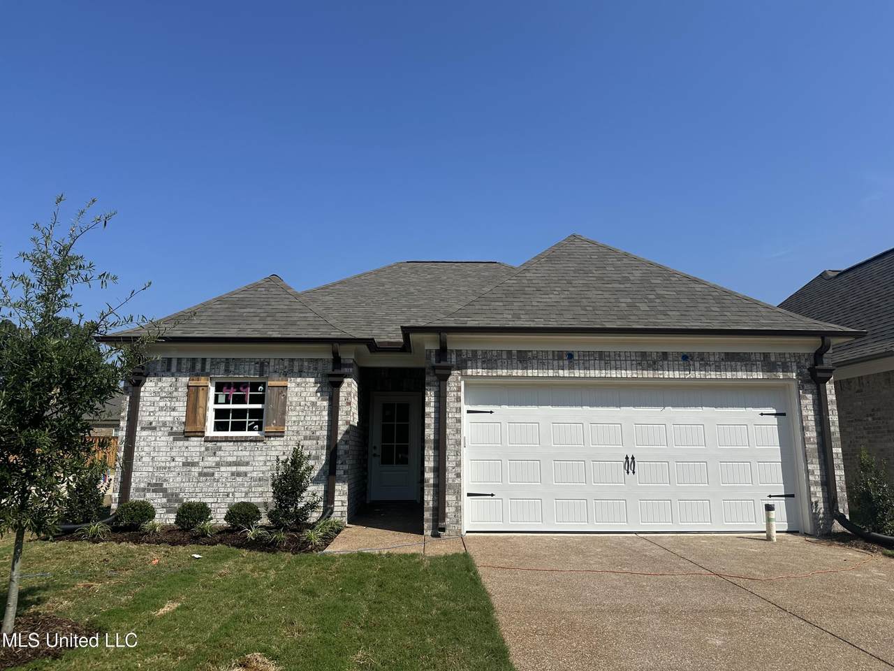 266 Country Garden Drive - Photo 1
