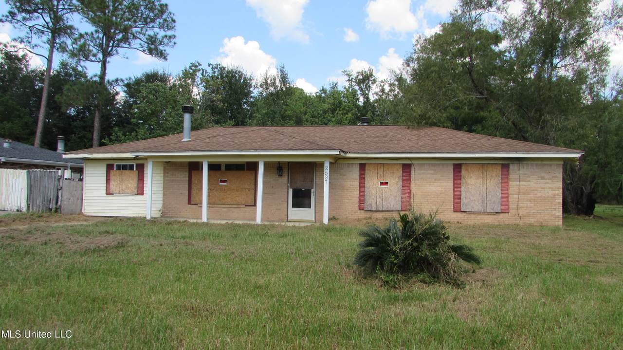 2537 David Drive - Photo 1