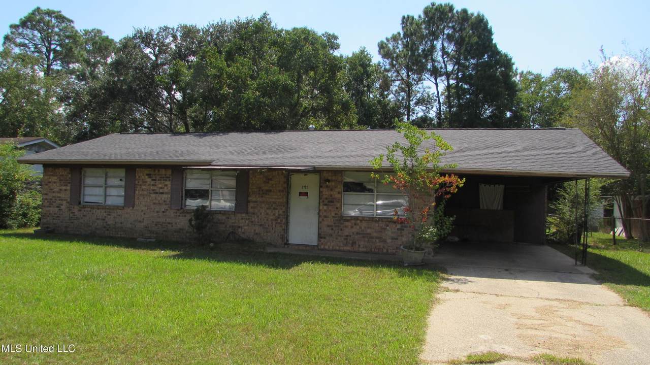 2722 David Drive - Photo 1