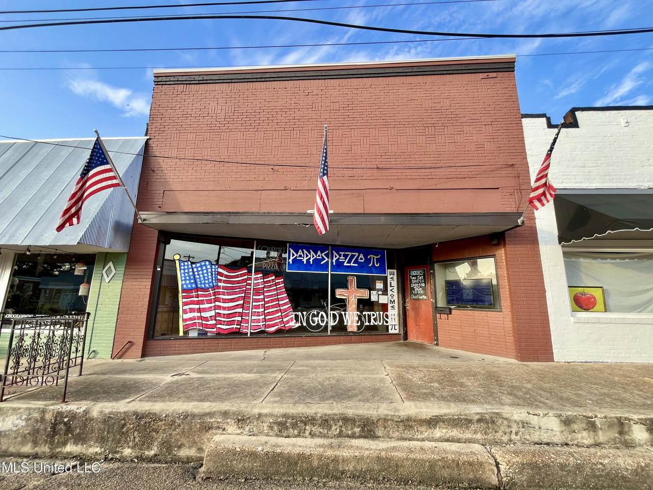 214 Marion Avenue - Photo 1