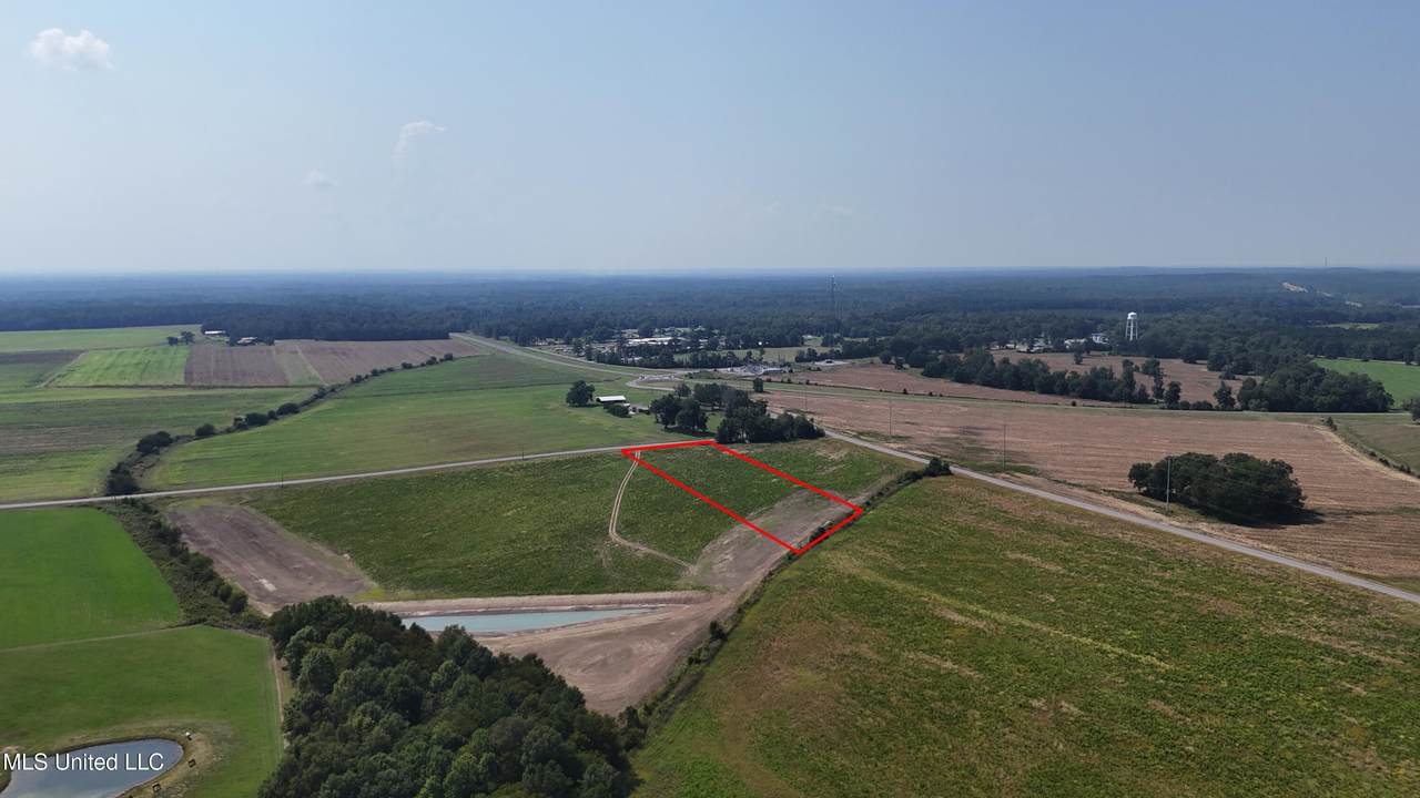  Midway Road - Photo 1