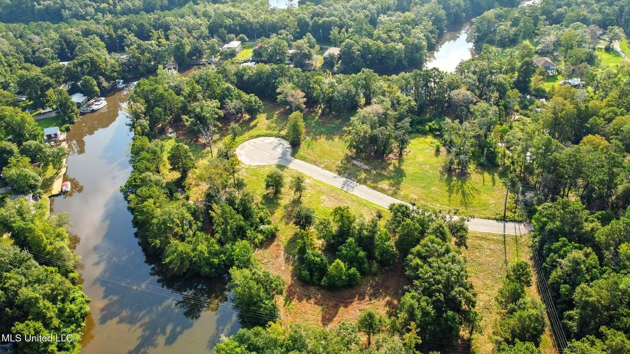 10550 Oneal Road - Photo 1
