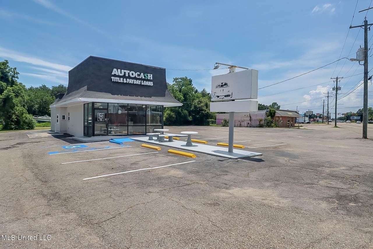 507 Pass Road - Photo 1