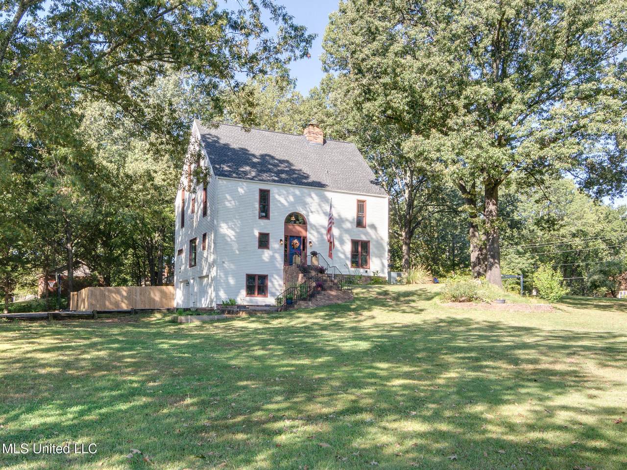 7689 Germantown Road - Photo 1