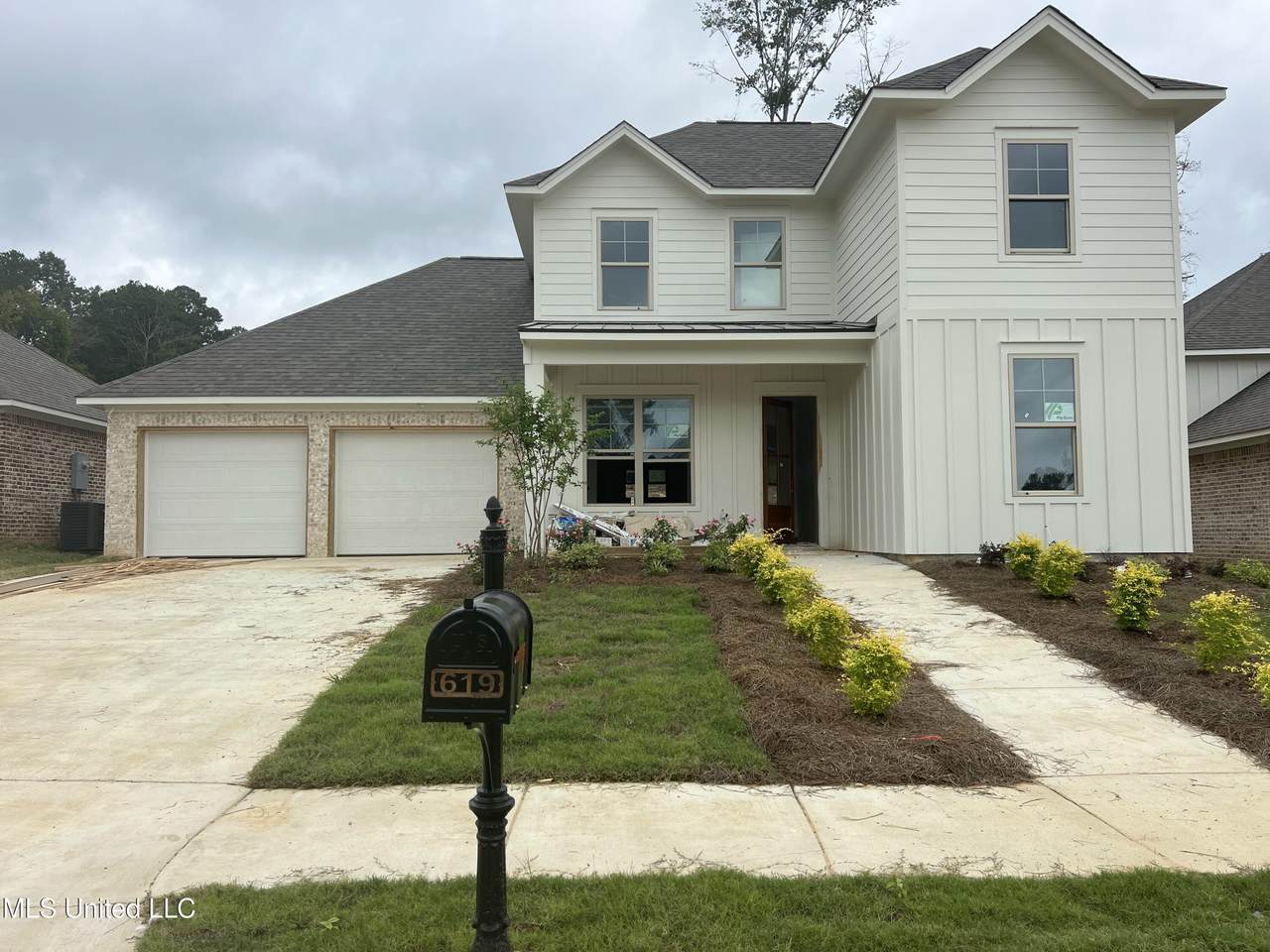 619 Cobalt Way - Photo 1