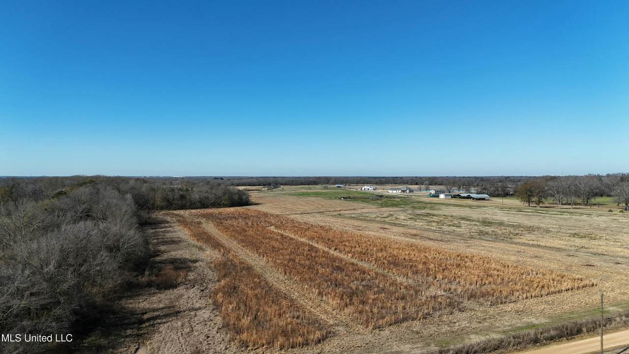 940 Endris Road - Photo 1