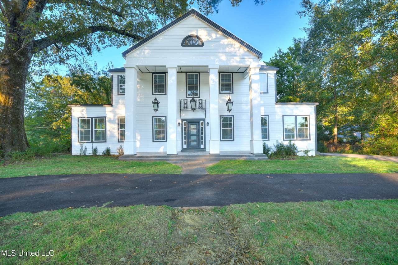 586 Central Avenue - Photo 1