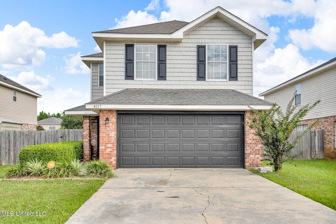 4117 Silverwood Drive - Photo 1