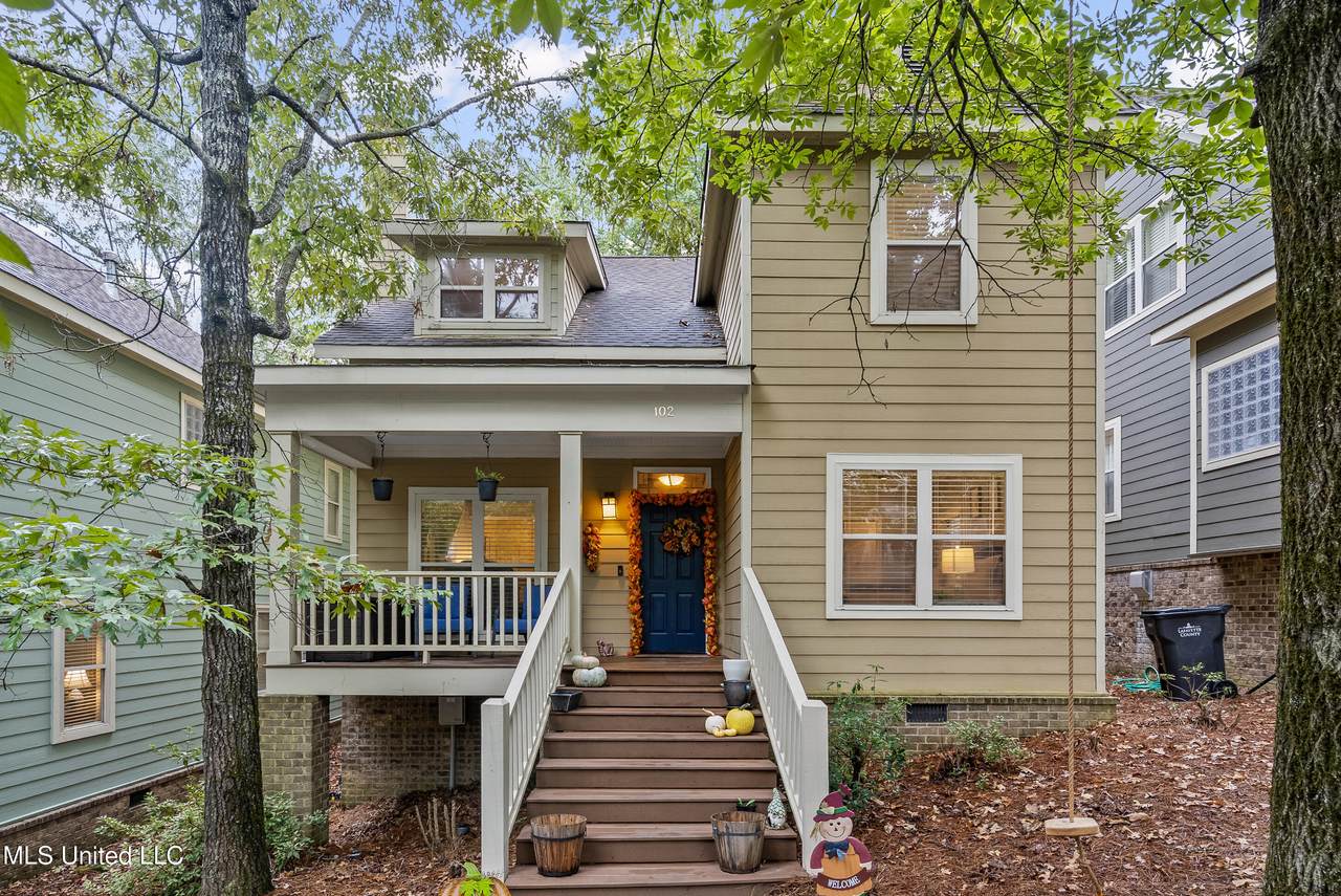 102 Robin Way - Photo 1