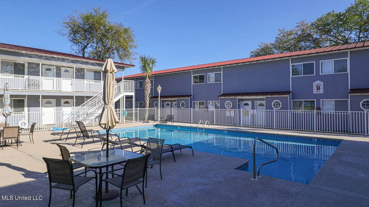 1664 Beach Boulevard - Photo 1