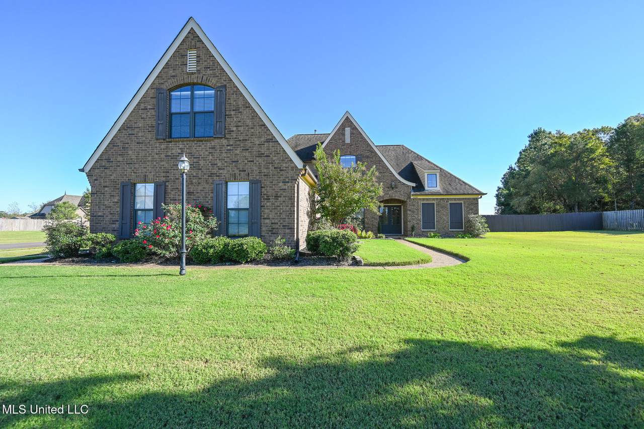 14291 Buttercup Drive - Photo 1