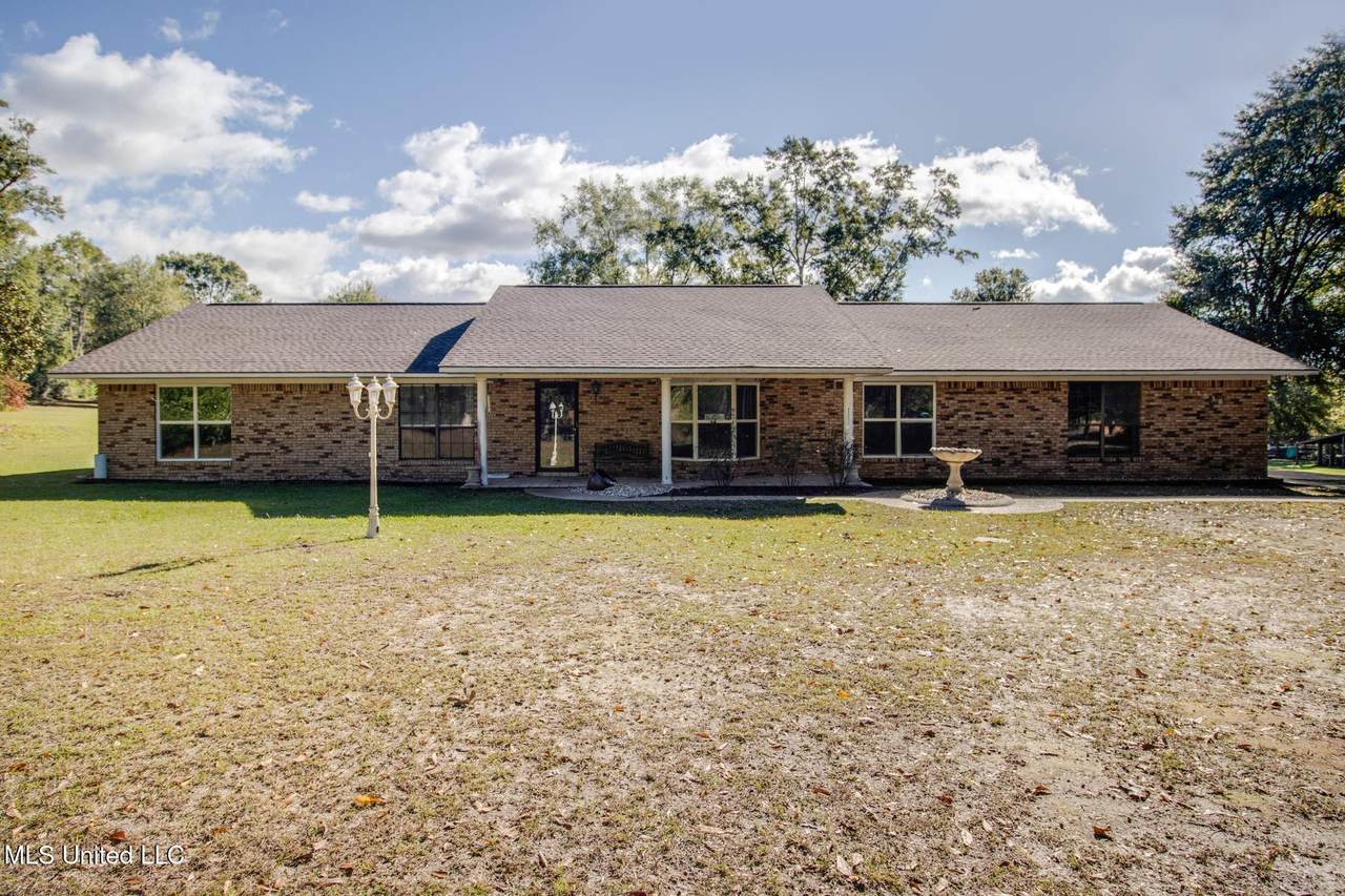 22530 Saucier Lizana Road - Photo 1