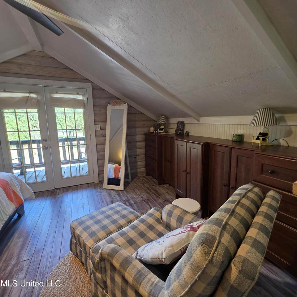 1815 Nicholson Avenue - Photo 1